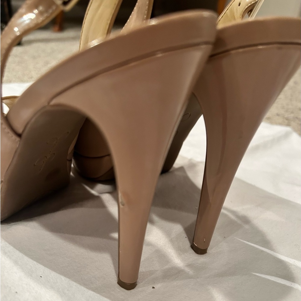 Jessica Simpson Nude Patent Kiren High Heels 7.5 - Picture 4 of 6